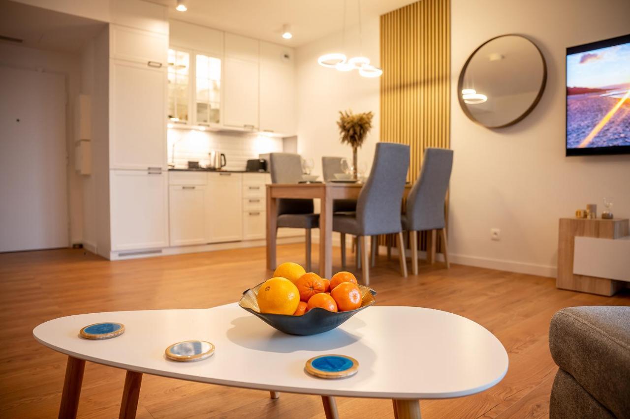 Pinea Sky Premium Apartament Z Widokiem Na Morze Ze Spa I Basenem Przy Plazy ポビエロボ エクステリア 写真