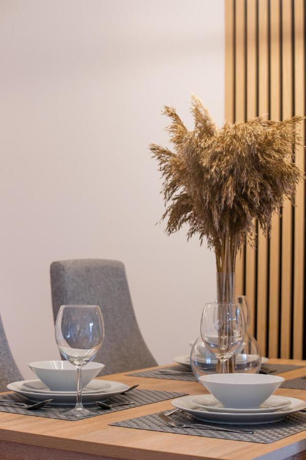 Pinea Sky Premium Apartament Z Widokiem Na Morze Ze Spa I Basenem Przy Plazy ポビエロボ エクステリア 写真